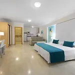 Ξενοδοχείο με διαμερίσματα Kn Panoramica