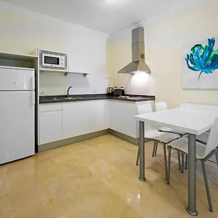 كين أبارتهوتيل بانوراميكا أذيخي