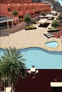 克恩全景公寓式酒店 3*