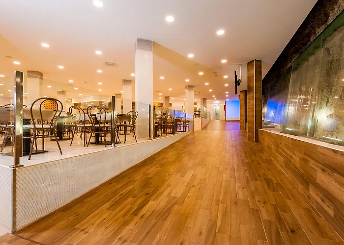 Ξενοδοχείο με διαμερίσματα Kn Panoramica