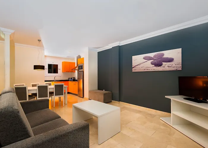 Kn Panoramica アパートホテル