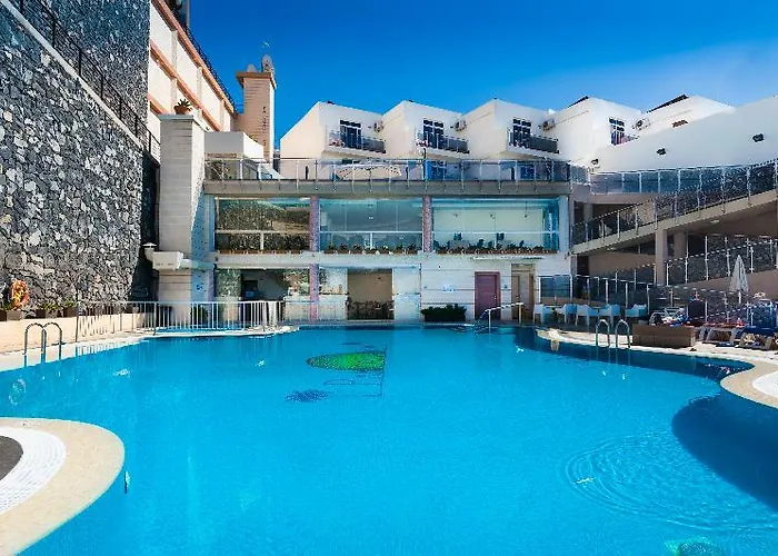 Ξενοδοχείο με διαμερίσματα Kn Panoramica Costa Adeje (Tenerife)