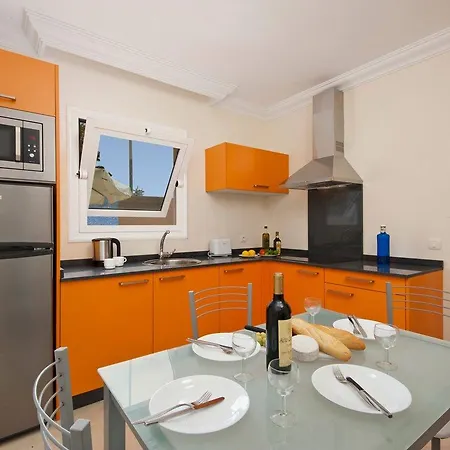 Apartahotel Kn Panorámica 3*