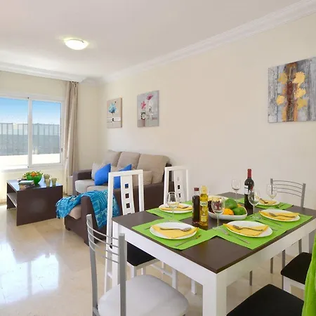 Apartahotel Kn Panorámica 3*