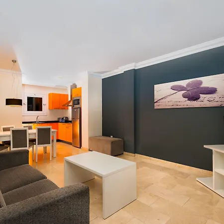 Kn Panorámica Apartahotel