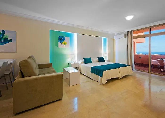 Apart-hotel Kn Panorámica 3*