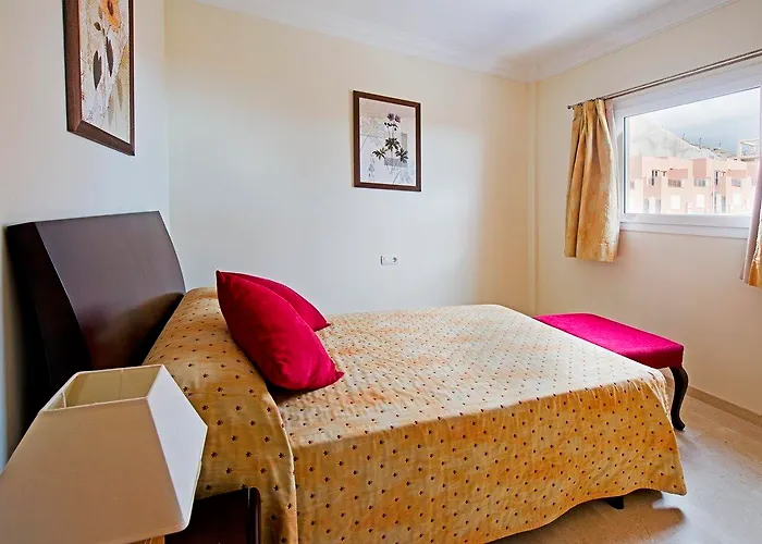 Kn Panorámica Costa Adeje (Tenerife)